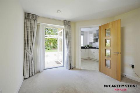 2 bedroom apartment for sale, Eleanor House, 232 London Road, St Albans, Hertfordshire, AL1 1NR