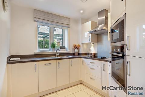 2 bedroom apartment for sale, Eleanor House, 232 London Road, St Albans, Hertfordshire, AL1 1NR