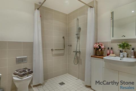 2 bedroom apartment for sale, Eleanor House, 232 London Road, St Albans, Hertfordshire, AL1 1NR