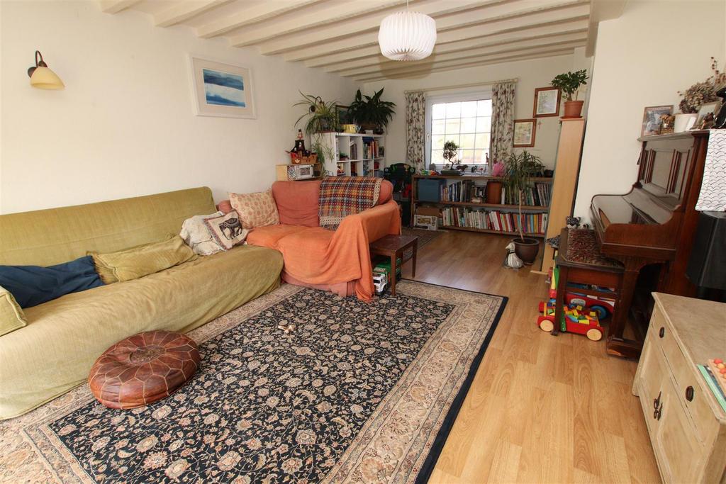 Living Room.JPG