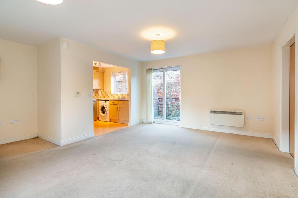 8528798-interior12.jpg