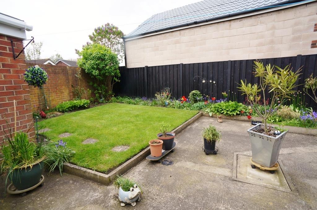 Redhill Avenue, Castleford 4 bed detached bungalow £270,000