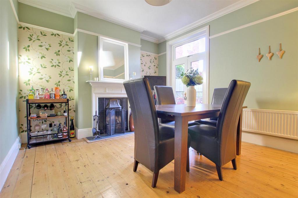 Westwood Road, Beverley 4 bed townhouse £580,000