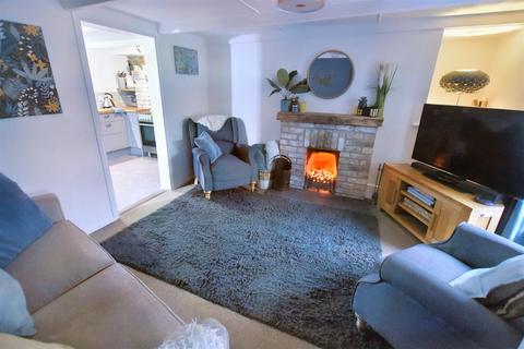 4 Bell Lane, Lanner, Redruth, TR16 6AP