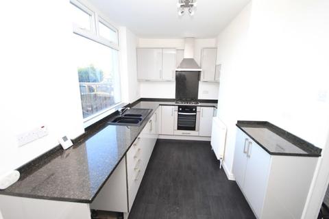 2 bedroom semi-detached house for sale - Low Ash Grove, Wrose, Shipley