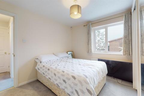 5 Fennymere, Two Mile Ash, Milton Keynes, MK8 8DQ
