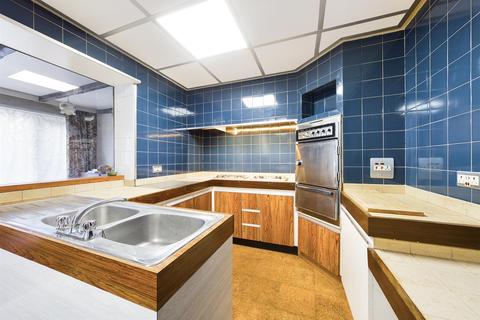 5 Aldrich Crescent, New Addington, Croydon, CR0 0NP