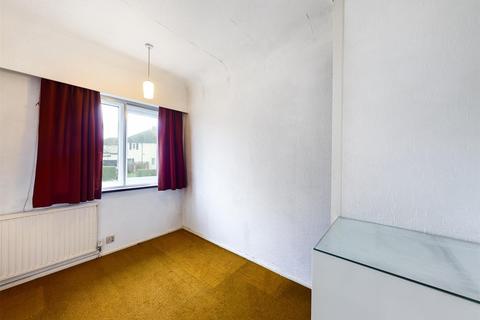 5 Aldrich Crescent, New Addington, Croydon, CR0 0NP