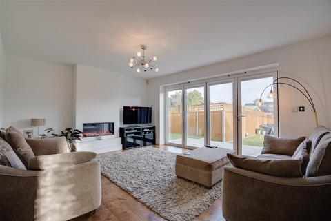 4 bedroom detached house for sale, Wynsdale Chase, Warsash, Southampton