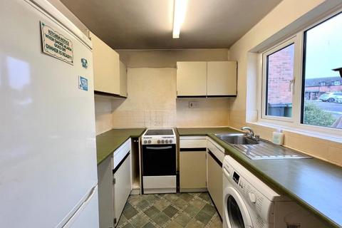 12 Everside Close, Cam, Dursley, GL11 5JH