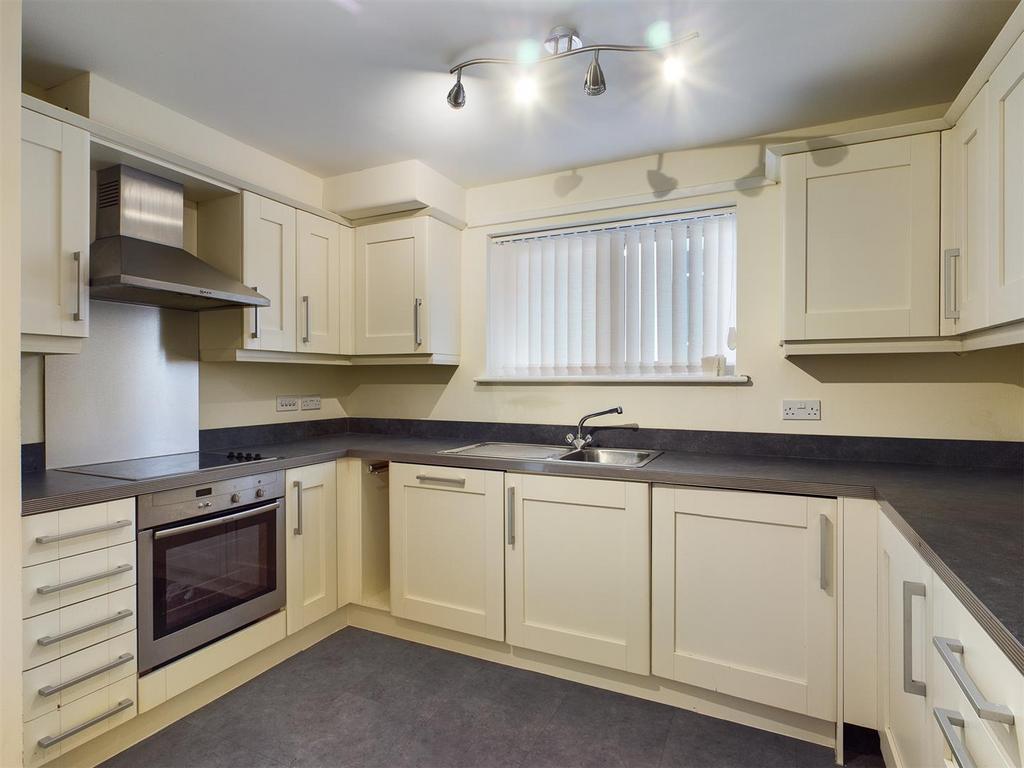 Kitchen 2.jpg