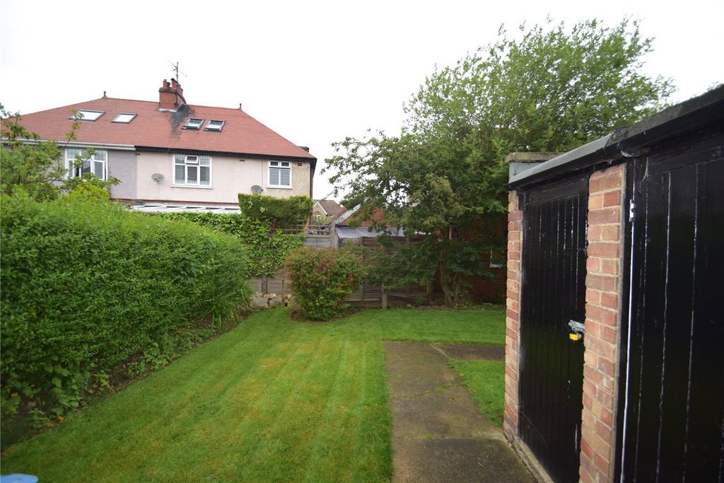 Givendale Road, Scarborough, North... 2 bed apartment £125,000