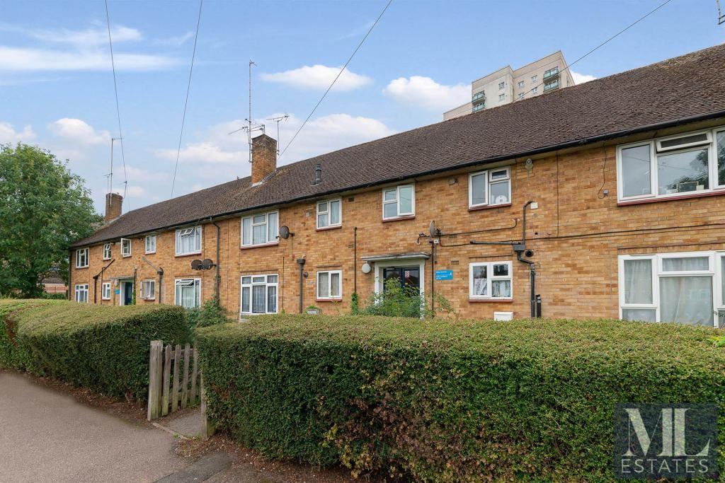 Eldon Avenue, Borehamwood... 1 bed flat £195,000