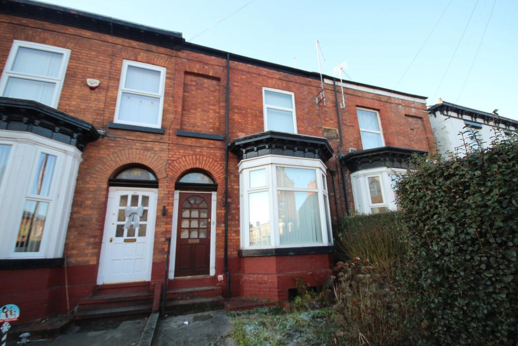 3 Bedroom Mid Terrace for Sale