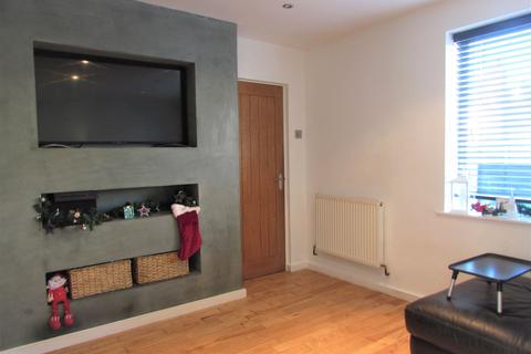 4 Colyton Walk, Manchester, M22 5AR