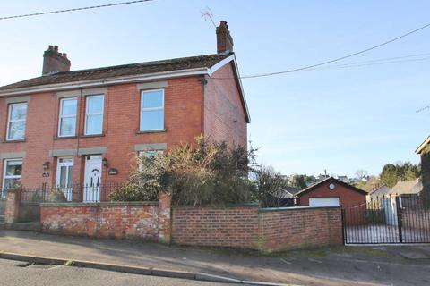 3 bedroom semi-detached house for sale - Oakwood Road, Bream, Lydney
