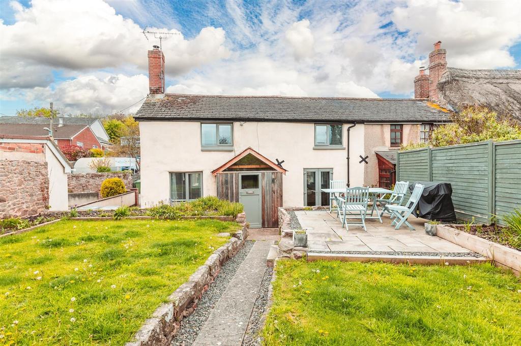 Sandford, Crediton, EX17 3 bed end of terrace house £875 pcm (£202 pw)