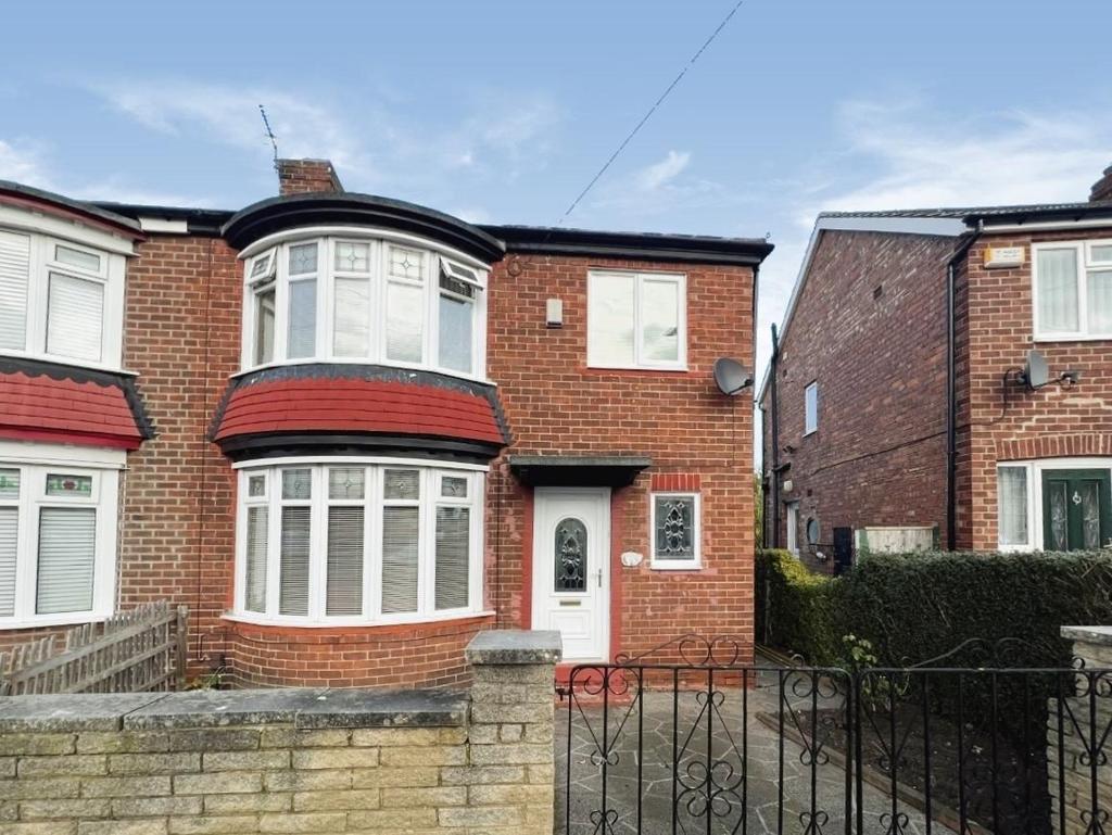Windermere Road, Grangefield, StocktononTees, Durham, TS18 4LY 3 bed