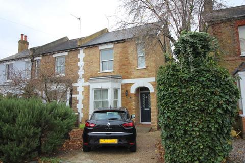 5 bedroom end of terrace house to rent, Limes Road, Egham, Surrey, TW20