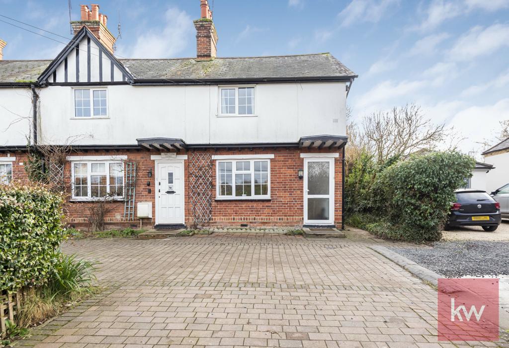 Popes Lane, Cookham Dean, Berkshire SL6 2 bed end of terrace house for