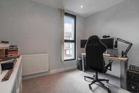 2 bedroom flat to rent, Comerford Road, London, SE4
