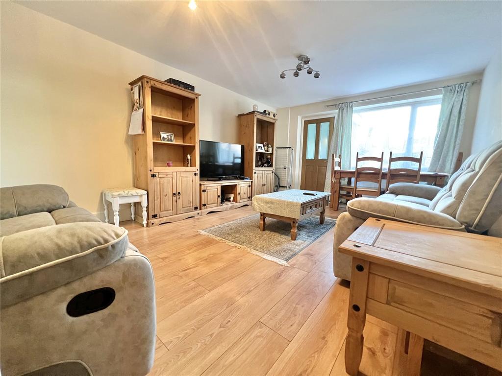 Melanie Drive, Reddish, Stockport, SK5 2 bed terraced house £210,000