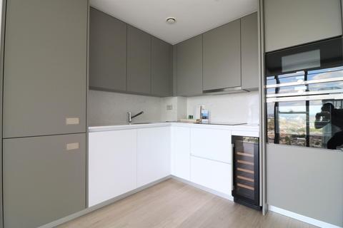 2 bedroom apartment to rent, Carrara Tower, City Road, Bollinder Place, London, EC1V