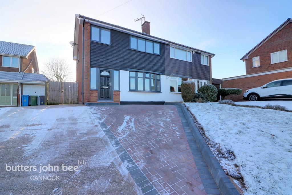 Well Lane, Great Wyrley 3 bed semidetached house for sale £275,000