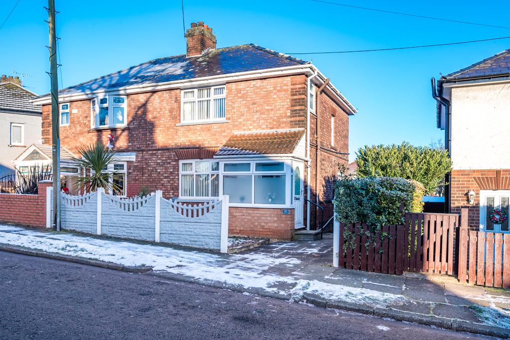 Leslie Road, Thatto Heath, St Helens, WA10 3 bed semidetached house