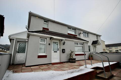 3 bedroom semi-detached house for sale - Bryn Close, Trethomas, Caerphilly