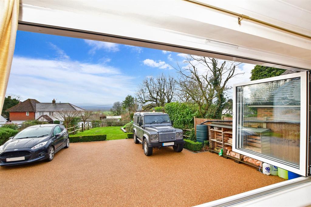 Chart Road, Sutton Valence... 4 bed detached house £625,000