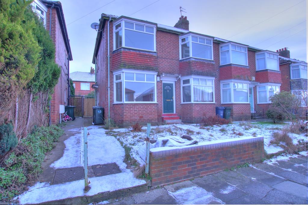 Angerton Gardens, Fenham, Newcastle... 2 bed flat £72,500