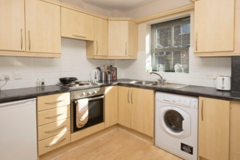 3 bedroom house share to rent, 10 Conway Street, City Centre