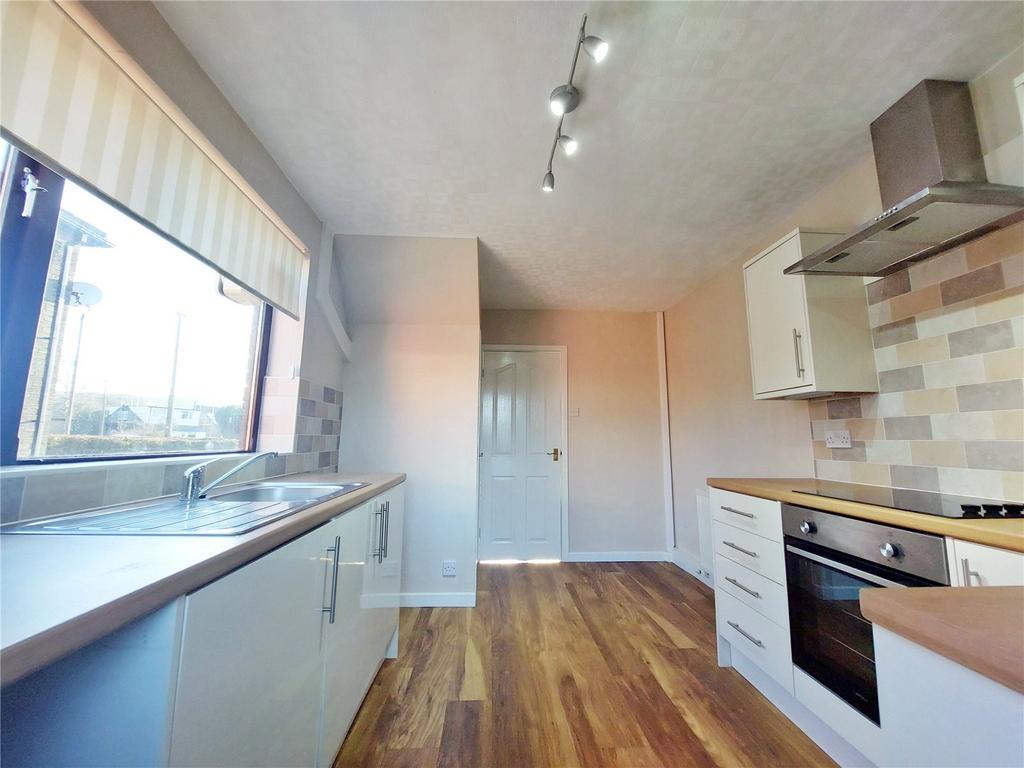 Kitchen: