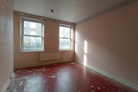 Flat 22, Sumner House Watts Grove, London, E3 3RB