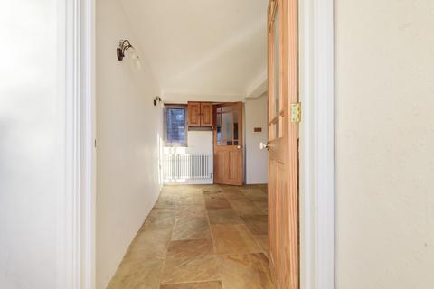 38 Park Road, Milnthorpe, LA7 7AD