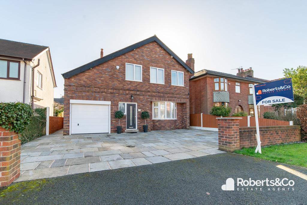 Glenway, Penwortham 4 bed detached house for sale £460,000