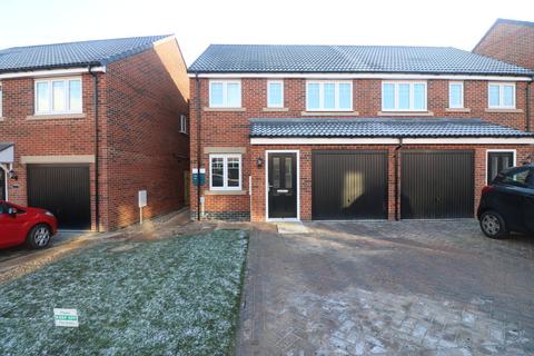 3 bedroom semi-detached house to rent, Frankland Drive, Cottingham