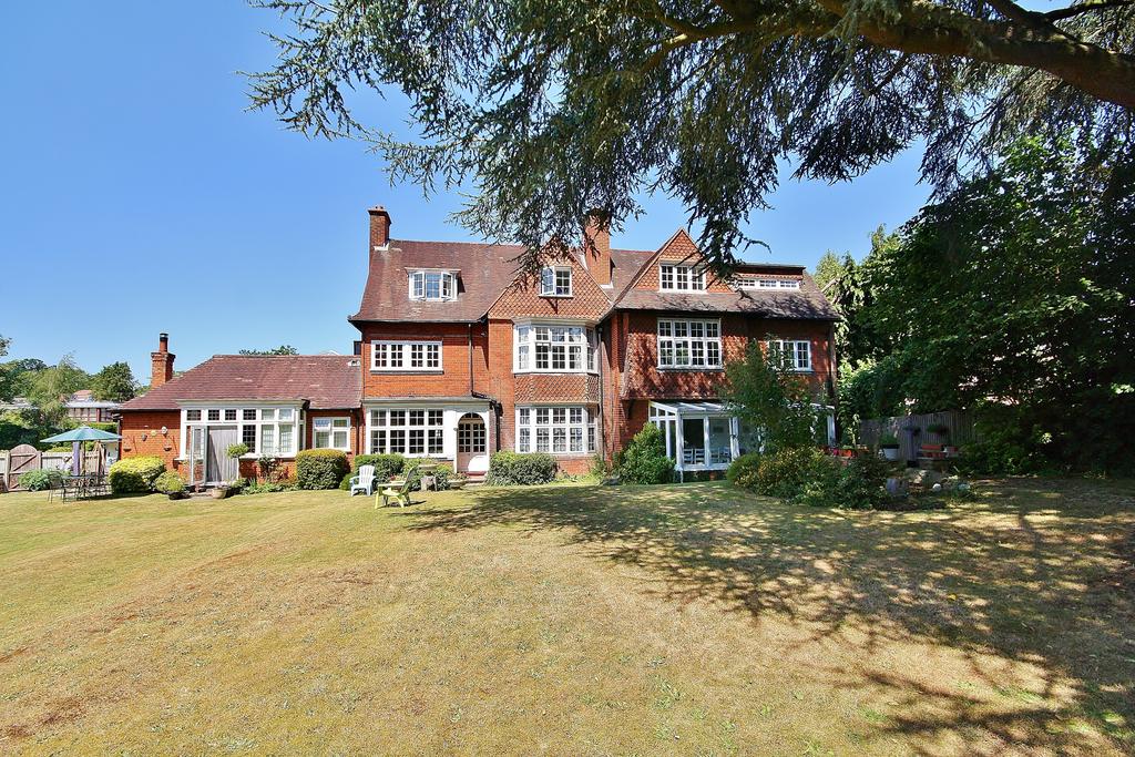 Heathside Road, 6 Garth, 37... 2 bed apartment £1,400 pcm (£