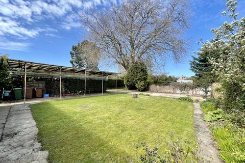 104 Caistor Road, Laceby, Grimsby, DN37 7JG
