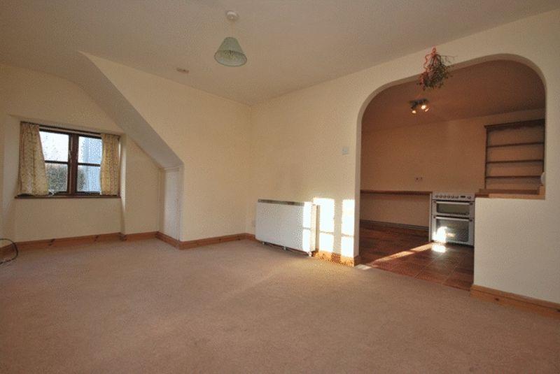 Chew Magna, Near Bristol 2 bed cottage £1,000 pcm (£231 pw)