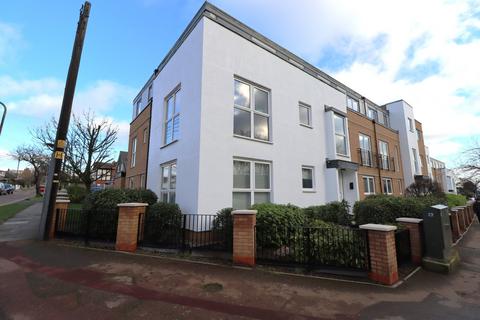 2 bedroom apartment to rent, Rayleigh Road, Eastwood, Leigh-on-Sea, SS9