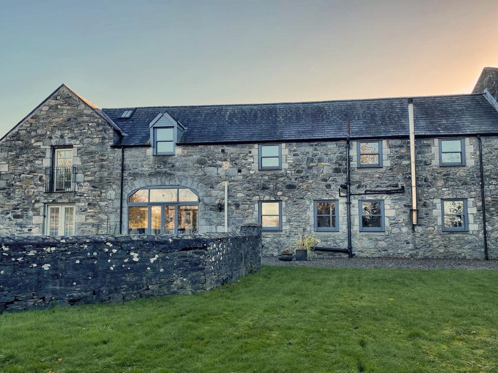 Stable Lodge and Stable Cottage, Barholm, Creetown