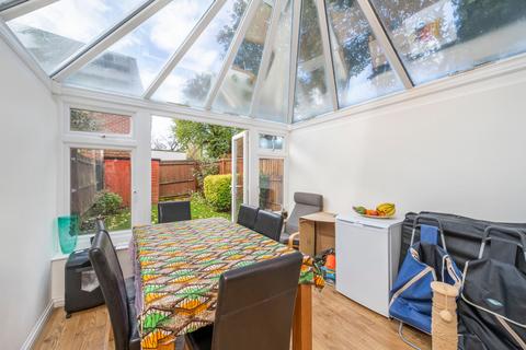 2 bedroom terraced house to rent, Burrow Road, London, SE22