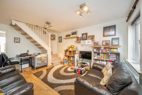 2 bedroom terraced house to rent, Burrow Road, London, SE22
