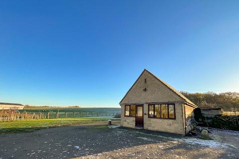 Studio to rent, Ducklington Farm, Course Hill Lane, Ducklington, Witney, OX29