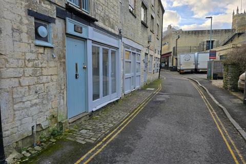 Property to rent, The Waterloo, CIRENCESTER,