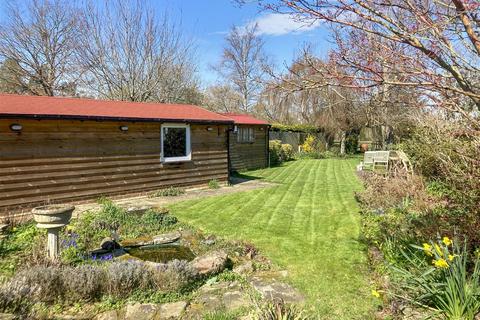Nutshell Bethersden Road, Smarden, Ashford, TN27 8QF