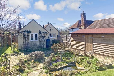 Nutshell Bethersden Road, Smarden, Ashford, TN27 8QF
