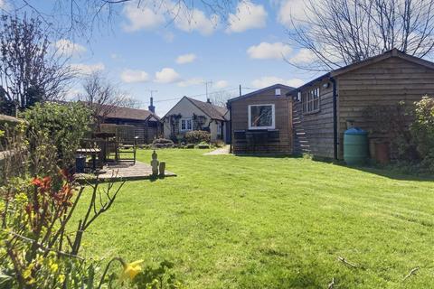 Nutshell Bethersden Road, Smarden, Ashford, TN27 8QF